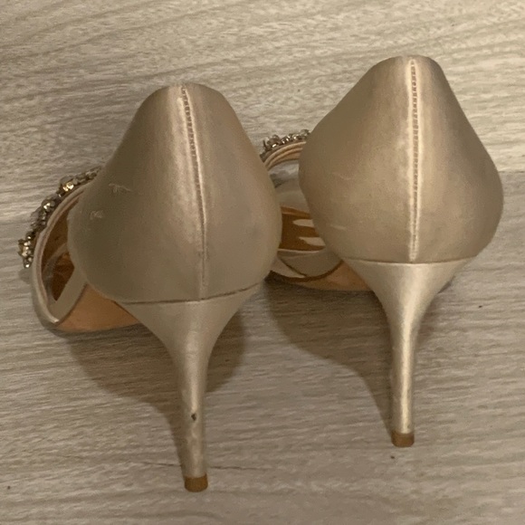 Badgley Mischka Formal Heels - Picture 12 of 13